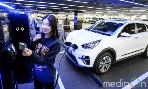 기아자동차, 전기차 충전 관련 파트너십 체결로 국내 전기차 충전 인프라 확대 박차