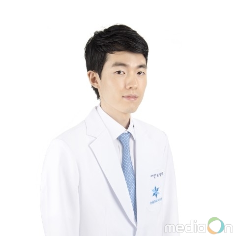 하남 미사 눈꽃피부과의원, 갱년기 안면홍조 즉각 개선 가능한 치료 노하우 공개